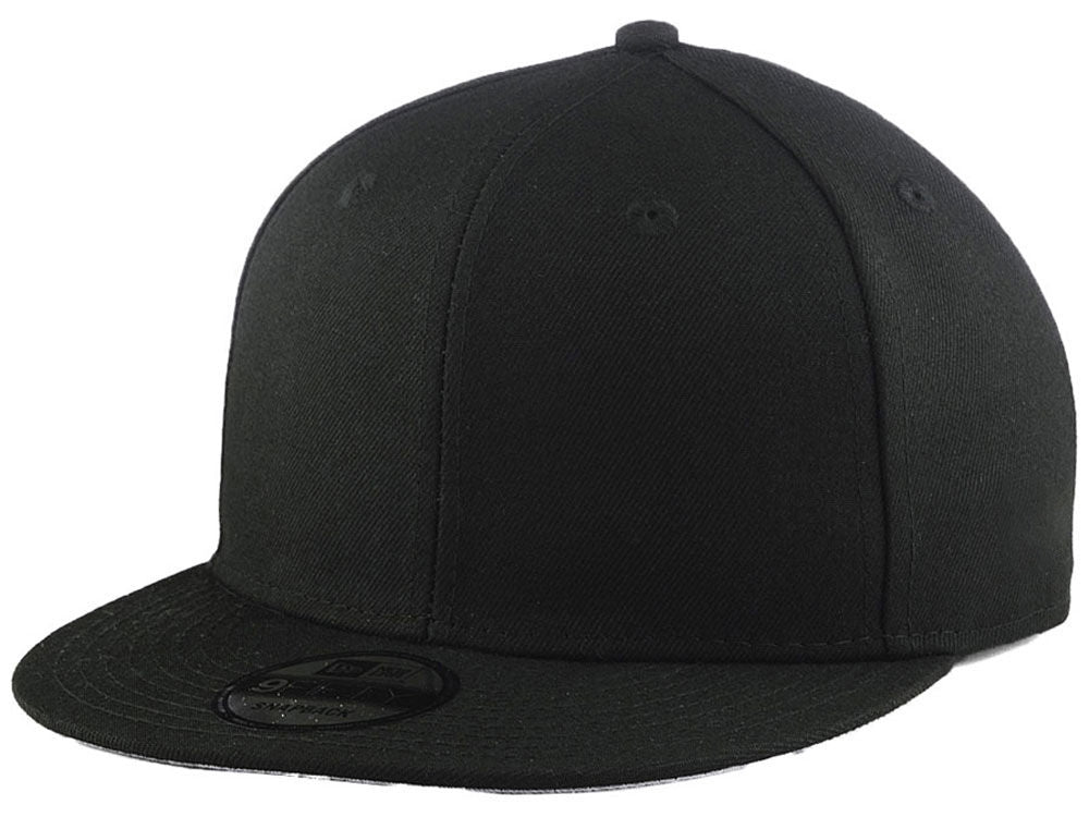 Plain black new era fitted Clearance