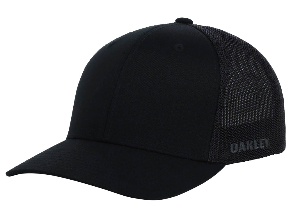 Oakley Golf Cresting Trucker - Black